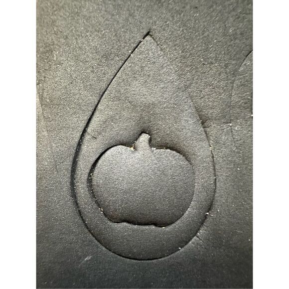 Pumpkin Teardrop Leather Earring Die Compatible with Sizzix Big Shot - Picture 1 of 7